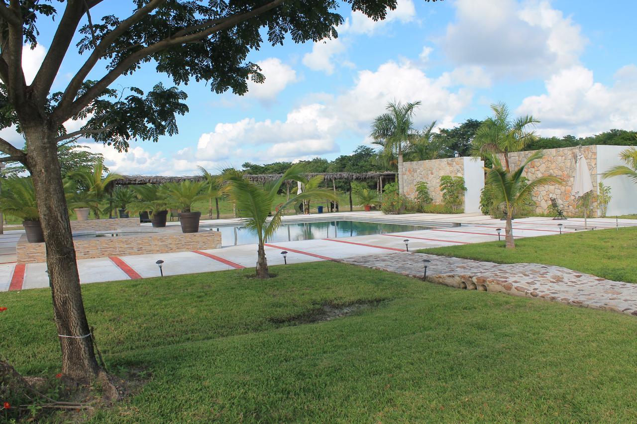 Real Primaveras Campestre Escárcega Exterior photo